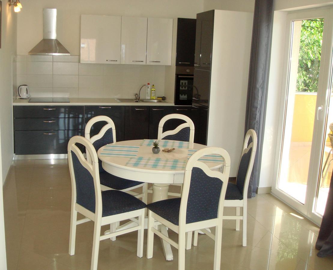 Apartments Jelicic Селце Екстериор снимка